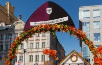 Autumn market, Wenceslas square