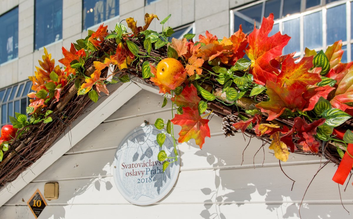 Autumn market, Wenceslas square