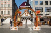 Autumn market, Wenceslas square