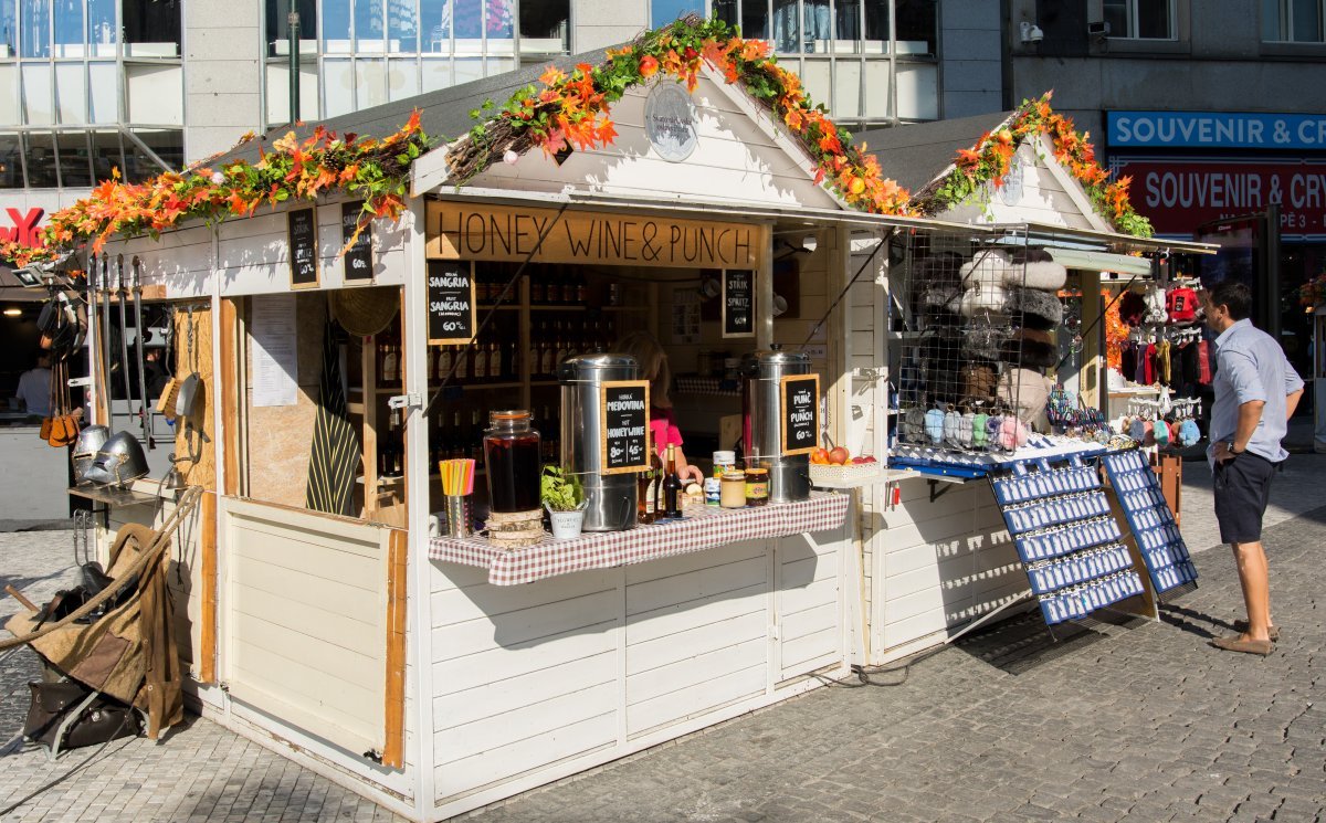 Autumn market, Wenceslas square