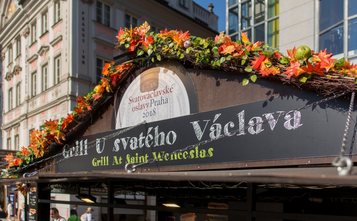 Autumn market, Wenceslas square