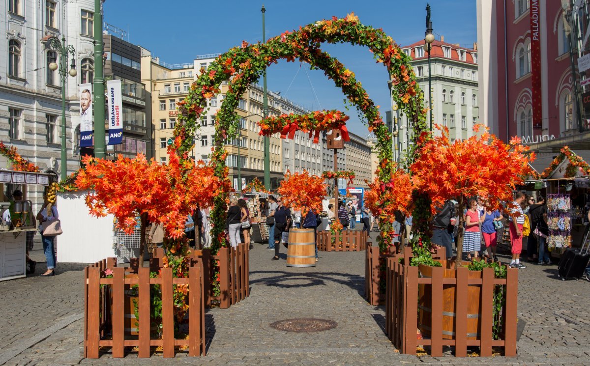 Autumn market, Náměstí Republiky