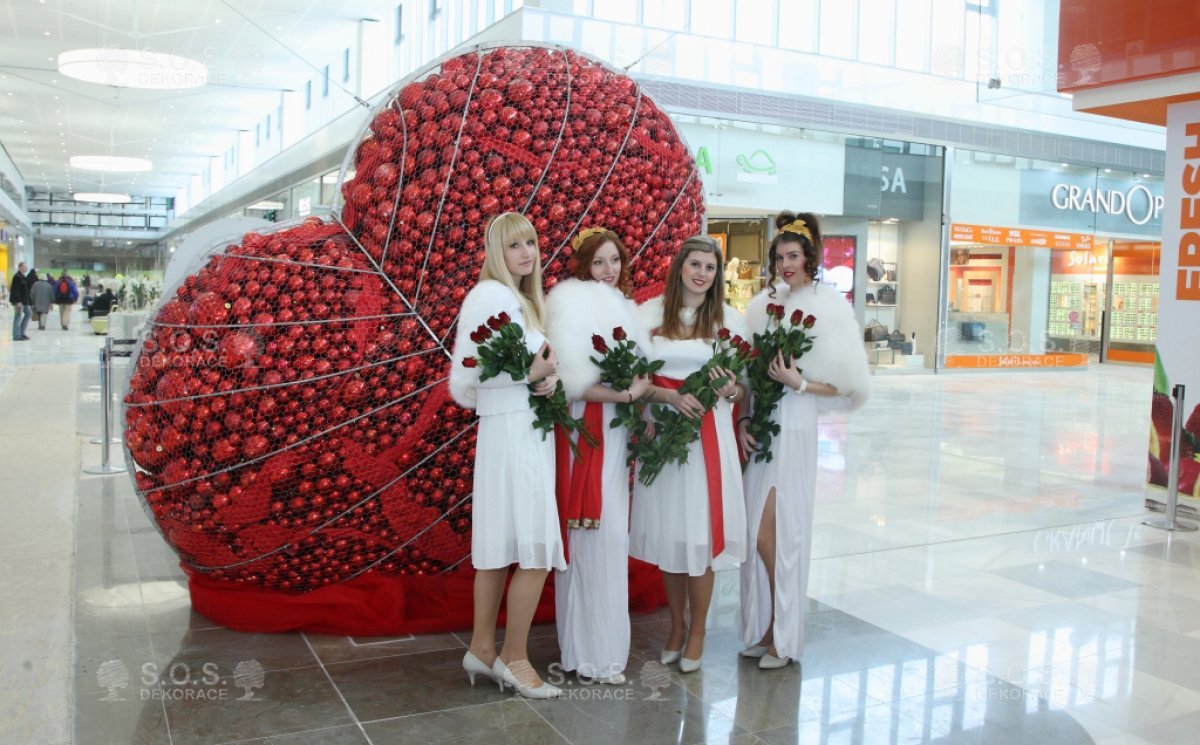 Valentine, Centrum Černý Most, Prague