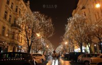 Parisian street (Pařížská ulice), Prague