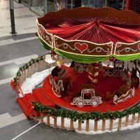Christmas Decorations: Avion Shopping Park Bratislava