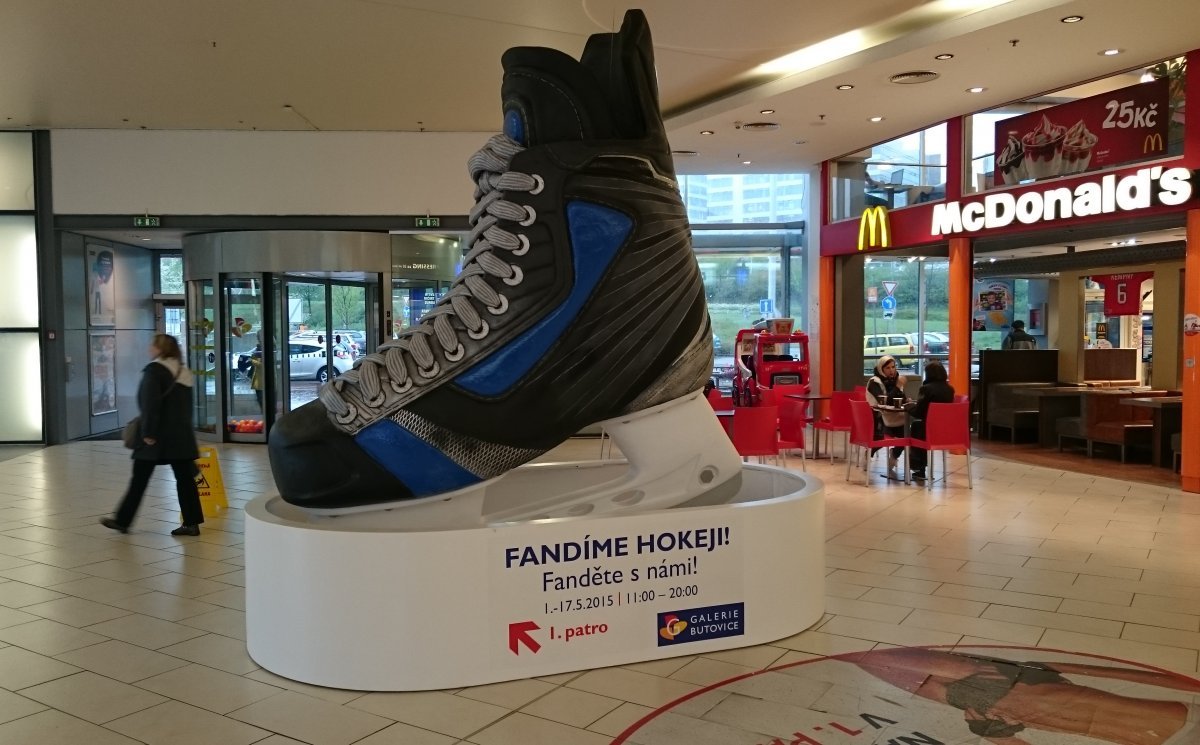Ice hockey skate - 350*290*160 cm